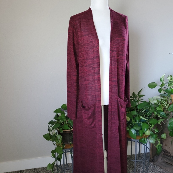LulaRoe women's open front cardigan with pockets. - Picture 12 of 16